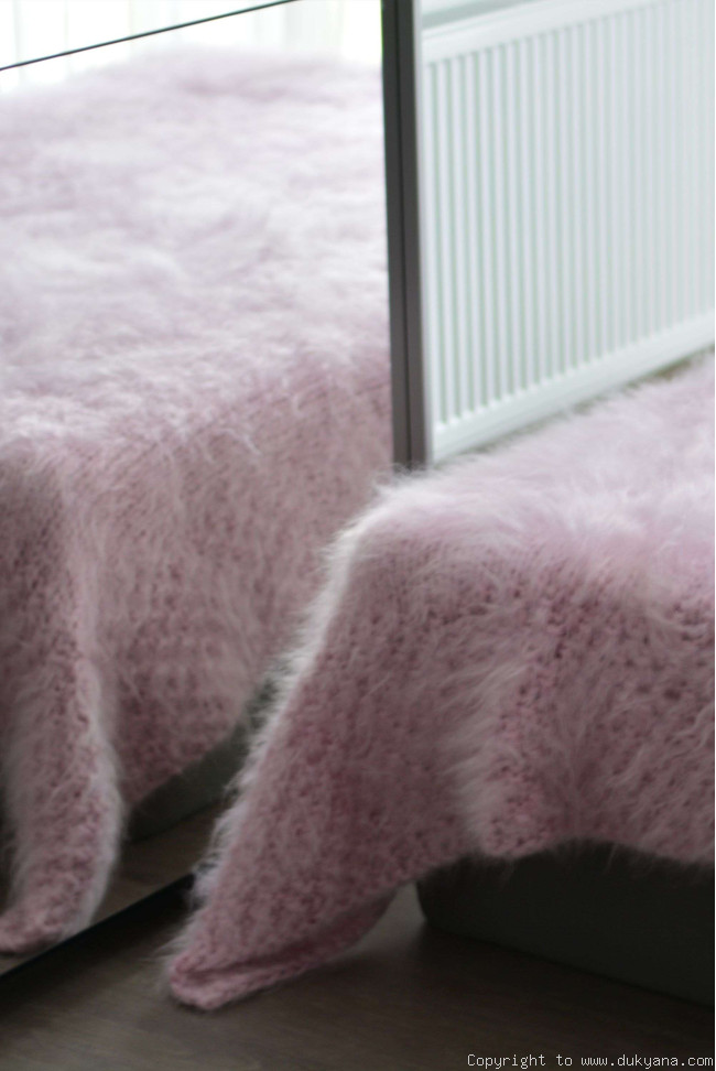 Hand knitted chunky mohair blanket/BL1